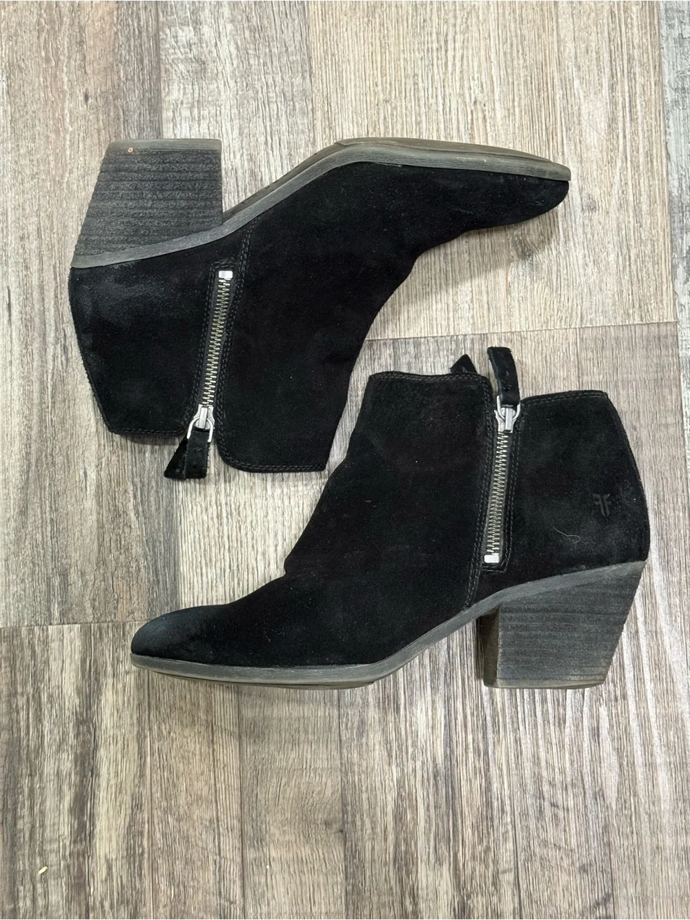 FRYE Bootie Double Zip Black Suede Ankle Boots Size 7 3470015 judy